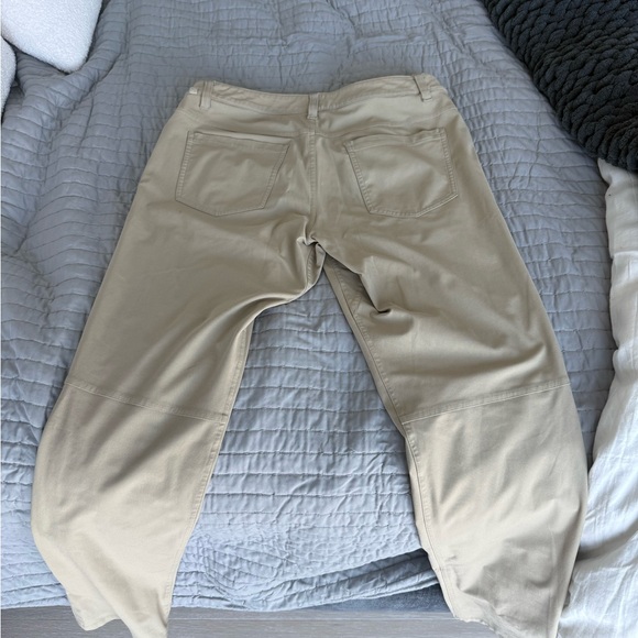 Lululemon ABC Pant - Picture 2 of 4